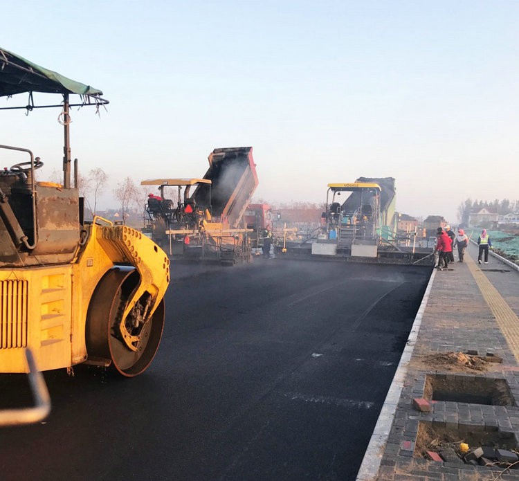 瀝青道路施工